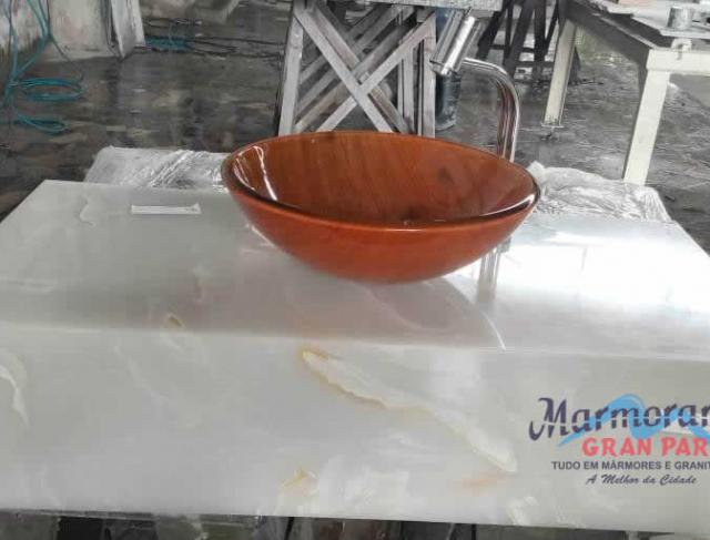  Lavatório Translúcido