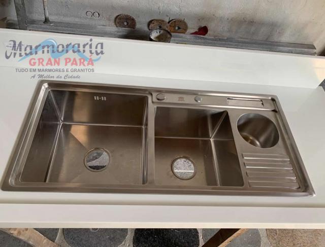  Cozinha com mármore