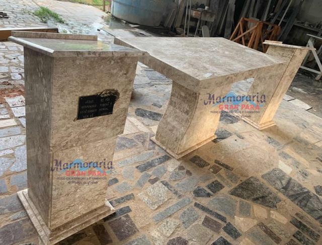  Mesa de Altar e Zambões